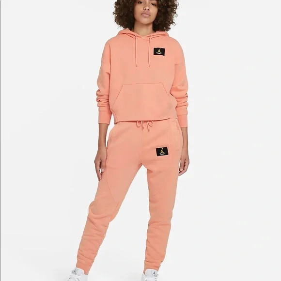 Jordan Flight Women’s Fleece Pullover Hoodie Set - Picture 3 of 4